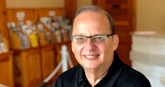 banner image for: Destinations Texas' 2025 Marion Szurek Leadership Award Presented to Larry Woods, Director, Visit Boerne