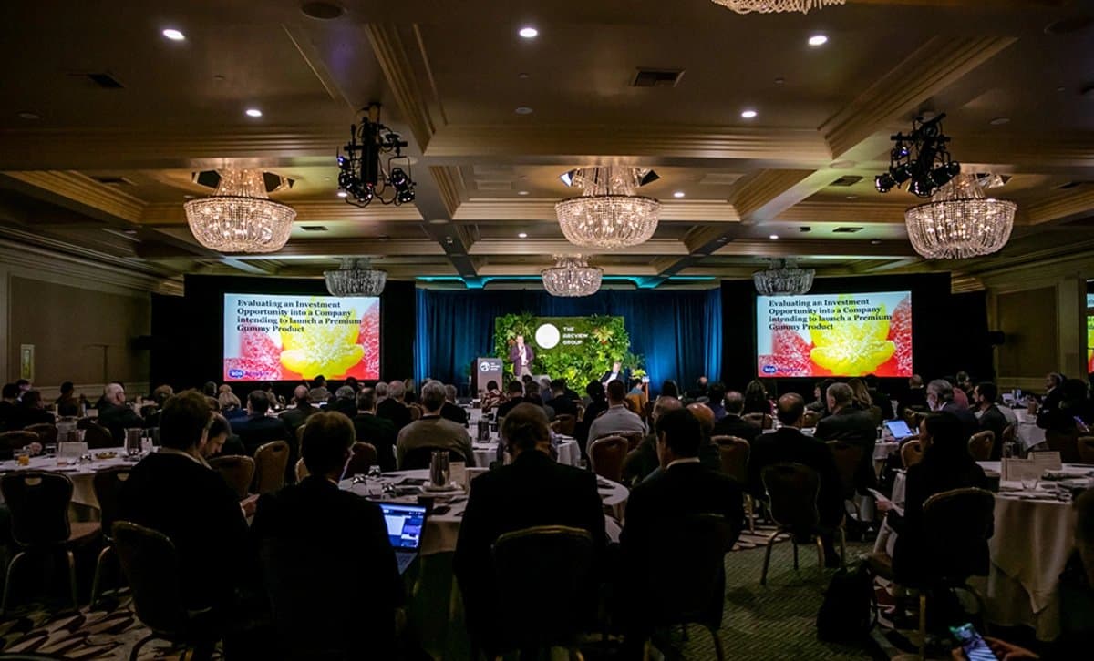 banner image for: La Cumbre de Inversión en Cannabis de Arcview Access ayuda a construir el futuro de la política, la inversión y la innovación.