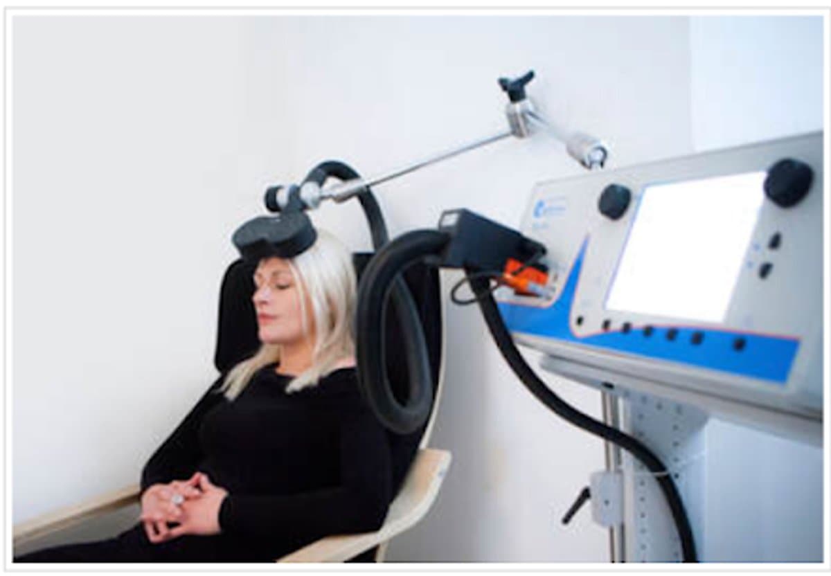 banner image for: Pacific Mind Health : Offrant des soins complets et modernes en santé mentale à Long Beach, Los Angeles et le comté d'Orange.