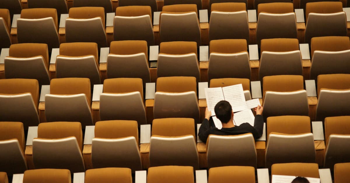 Leon Harris Road to Recovery Scholarship Opens Nationwide for Students in Recovery