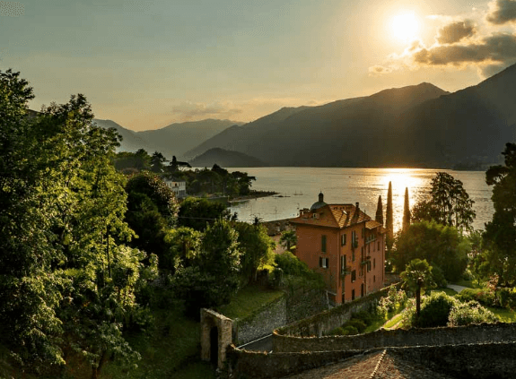 Elizabetta: Preserving Italian Artisanal Craftsmanship in Luxury Fashion Accessories