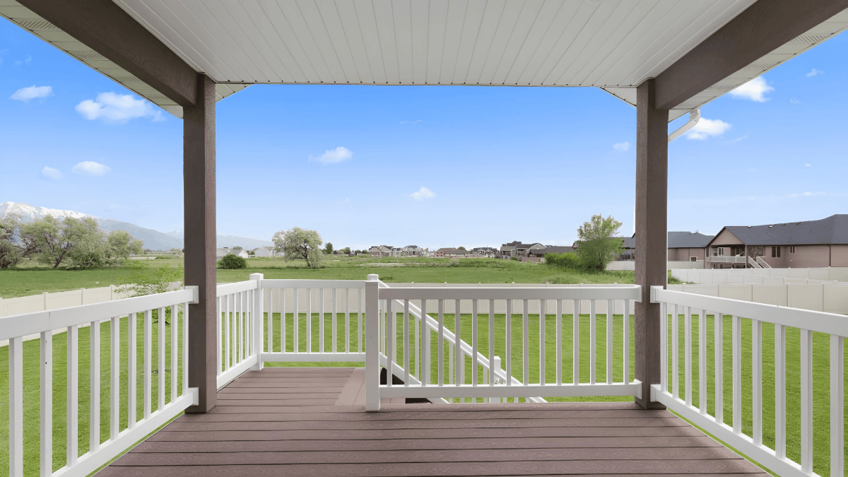 SmartDecks Establishes Climate-Engineered Deck Construction Standard for Puget Sound Region