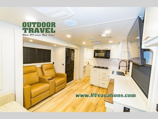 Outdoor Travel Reports Increased Interest in RVs for Sale in Beamsville, ON, Ahead of Summer Travel Season