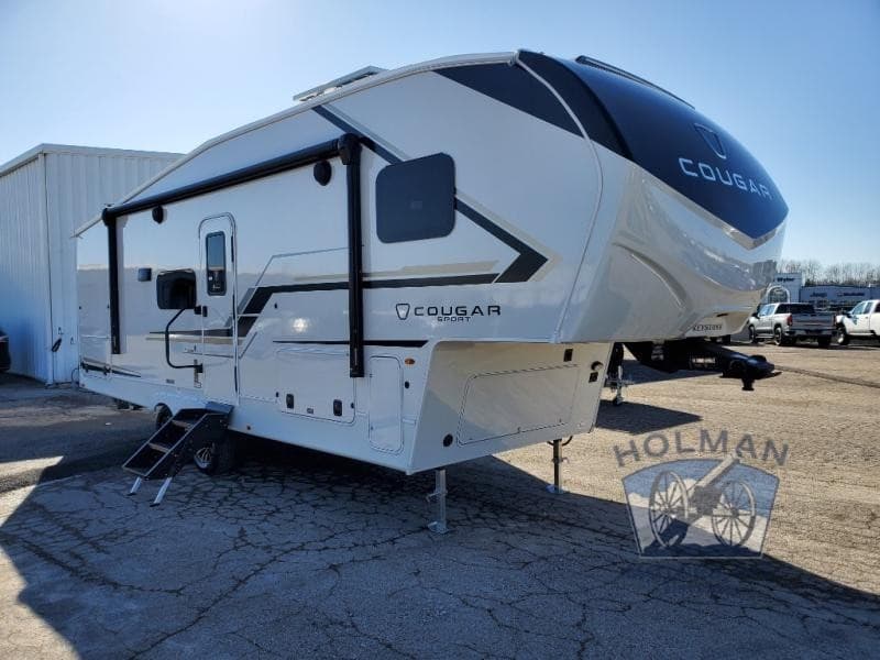 Holman RV Continues to Offer Diverse RV Options and Services at Batavia Showroom