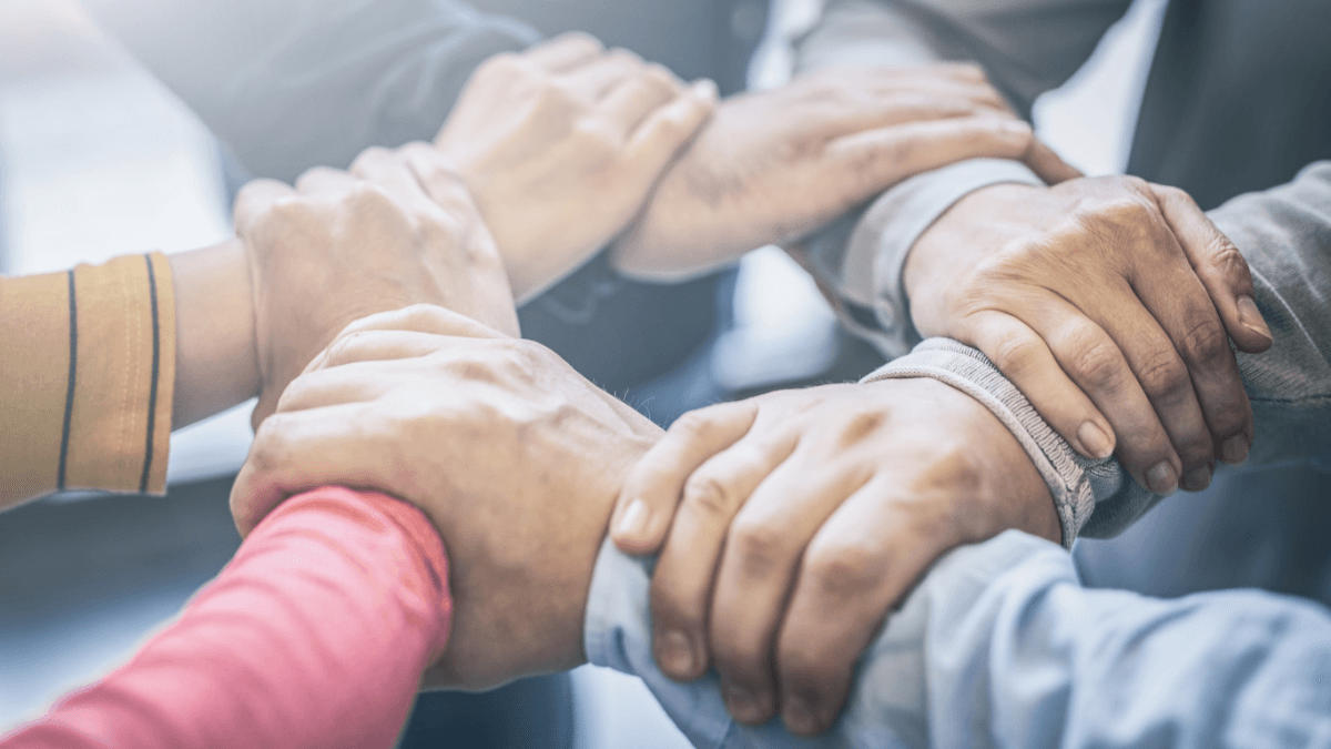 Random Acts of Kindness Week Highlights Mental Health Awareness and Community Support