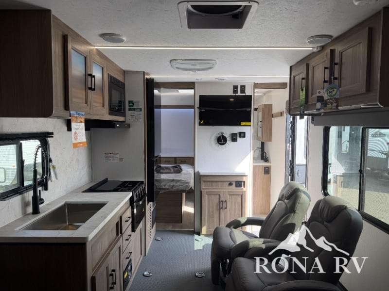 Rona RV LLC Expands Used Travel Trailer Inventory in Pataskala, Offering More Affordable Options for Columbus Buyers