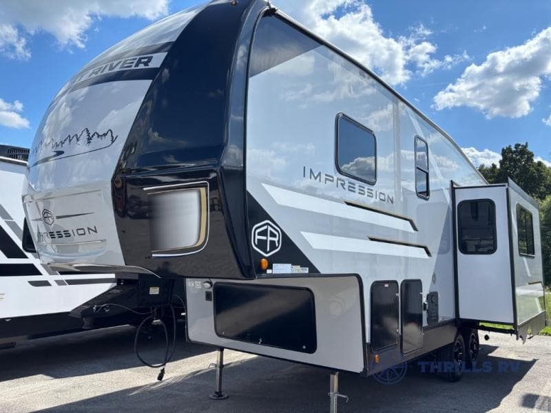Thrills RV Expands Inventory and Service in Columbia City to Meet Growing RV Demand