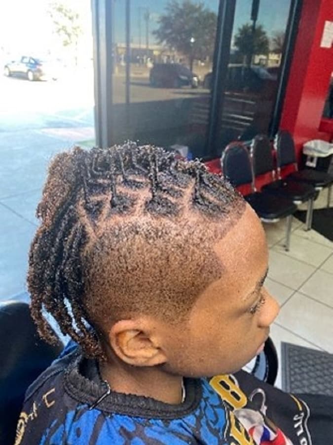 Master Barber Herbert Fisher Expands Services at Salon and Spa Galleria Oakmont