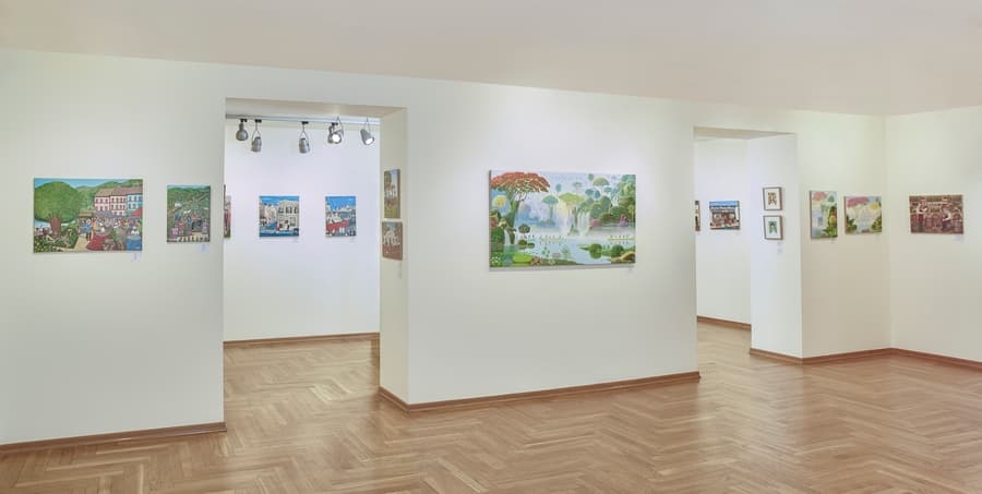GINA Gallery of International Naïve Art Finds New Life Amid Regional Conflict
